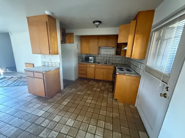 140 20th Century Blvd APT 4, Turlock, CA 95380