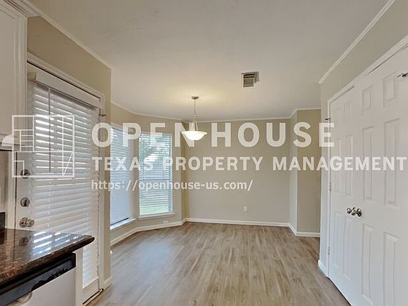4th image of 14706 Trailbrook Dr