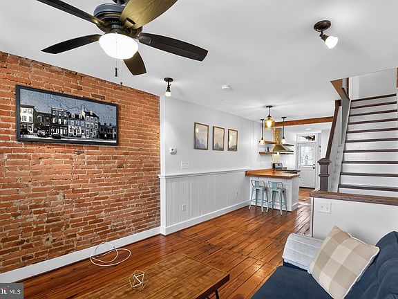 5th image of 1530 E Clement St
