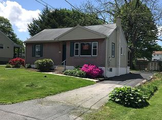 116 Buttonwood Ln, Lancaster, PA 17603