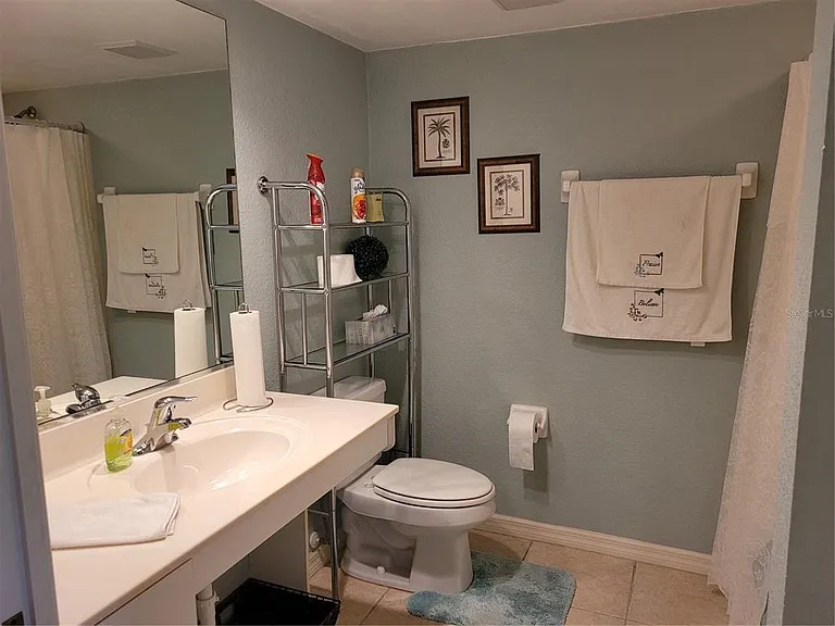 9550 Fiddlers Green Cir #105 — Photo 26