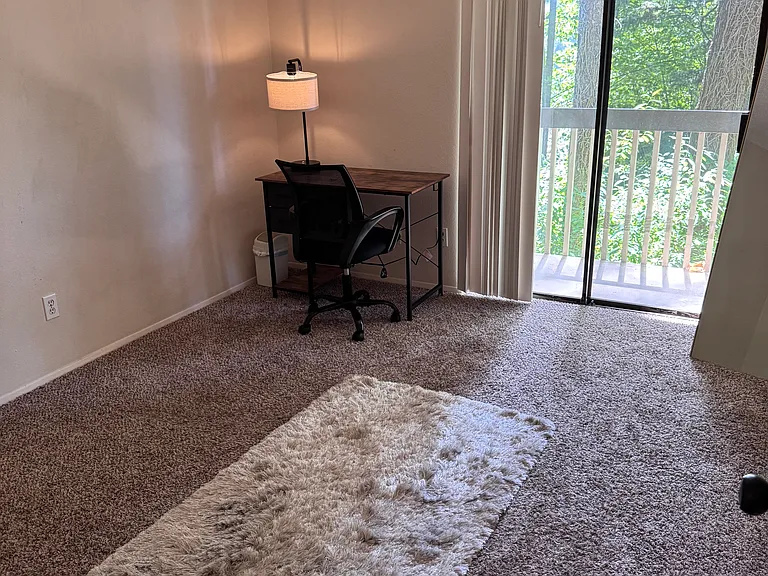 10819 NE 37th Pl #101 — Photo 13