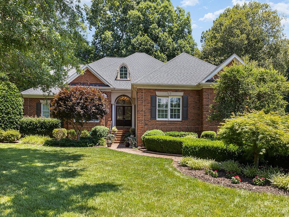 1st image of 3724 Stoneycreek Ct