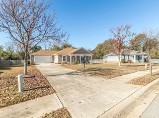 221 Courthouse Ln, Warner Robins, GA 31088