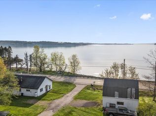 748 Us Highway 1, Robbinston, ME 04671