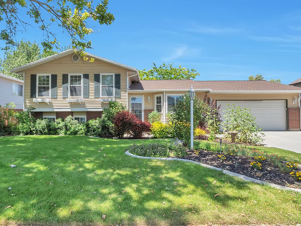 1st image of 4012 S Durrans Ln