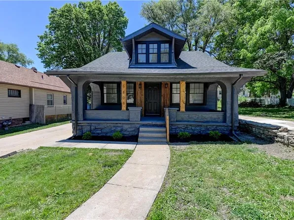 5808 Woodland Ave, Kansas City, MO 64110