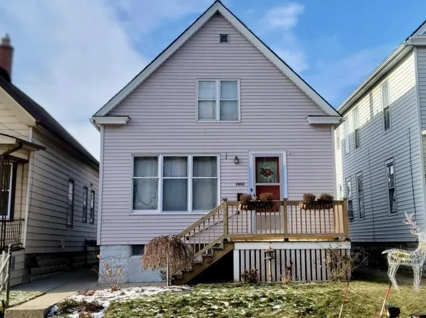2853 South 10th STREET, Milwaukee, WI 53215