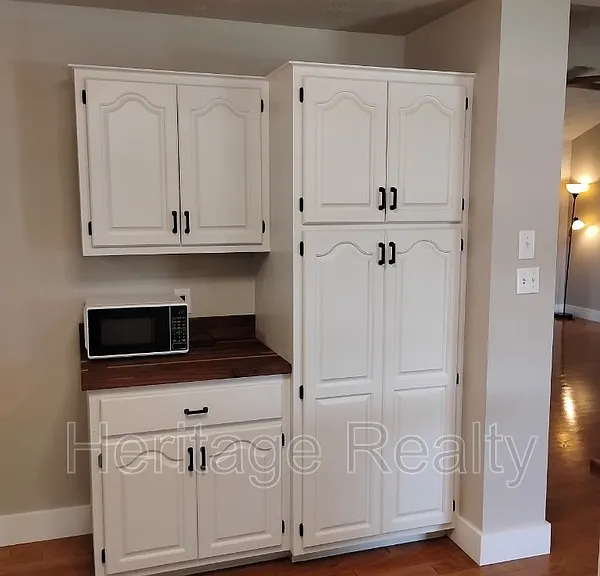 2707 Lady Bug Ln — Photo 7