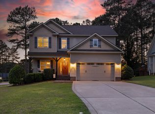 441 Falling Water Rd, Spring Lake, NC 28390