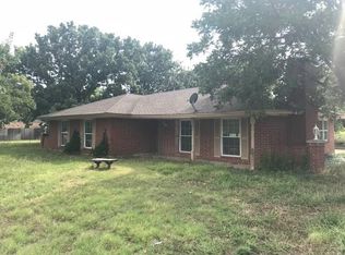 2115 Country Club Rd, Lucas, TX 75002