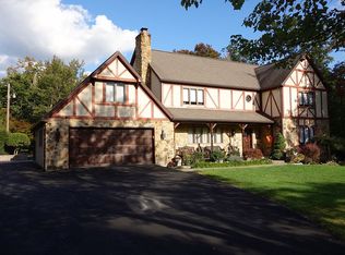 83 Prospect Rd, Sugarloaf, PA 18249