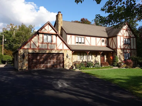 83 Prospect Rd, Sugarloaf, PA 18249