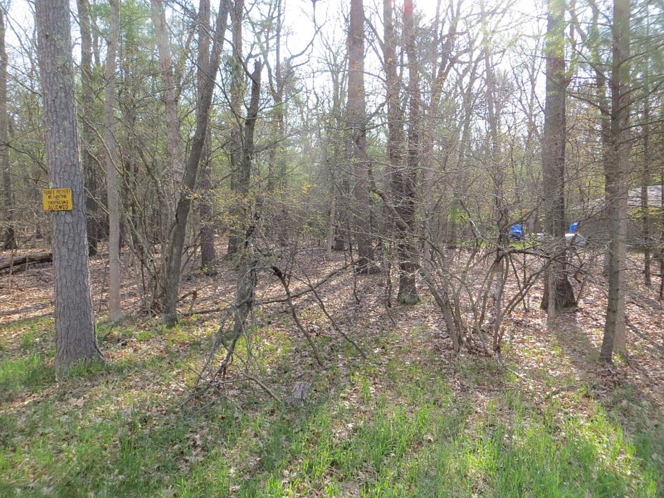 1st image of Iroquois Dr