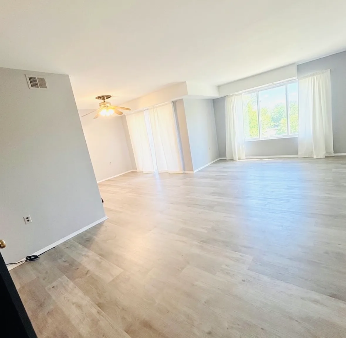 123 Clubhouse Dr SW — Photo 2