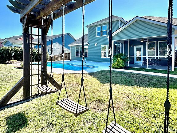 5th image of 126 Basket Grass Ln