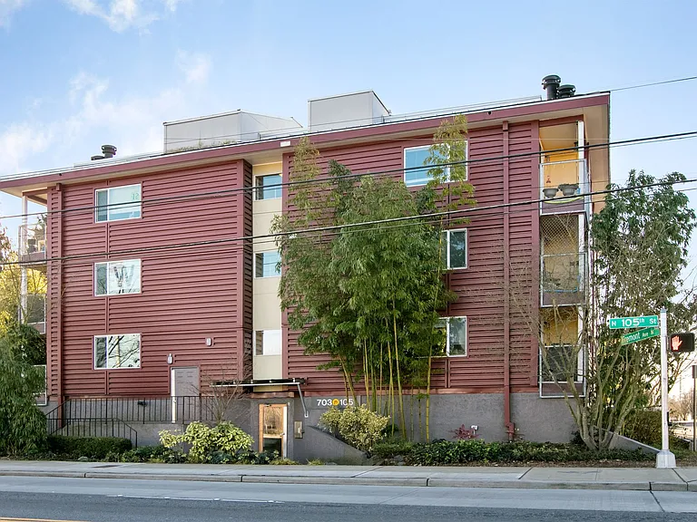 Hawk Apartments — Photo 3
