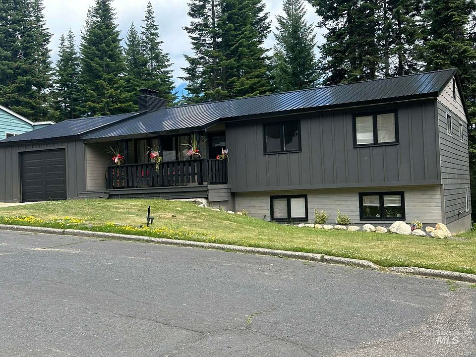 1st image of 170 Timberline Dr