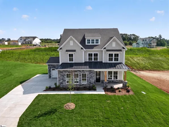 403 Rustic Outland Dr, Simpsonville, SC 29681
