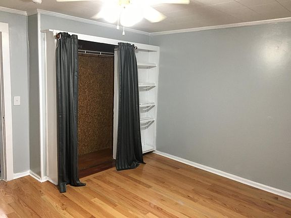 5th image of 1629 Curd Dr