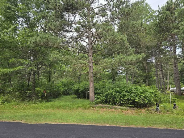 856 Sterling Rd, Nekoosa, WI 54457