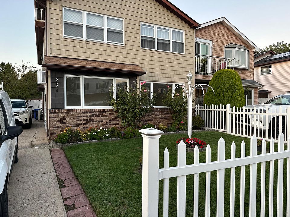 1st image of 31 Ada Dr #3