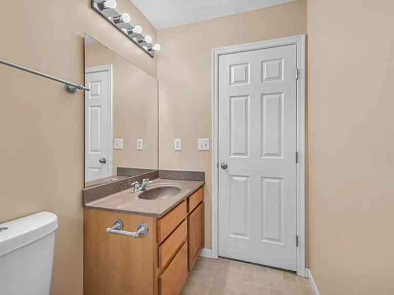 3077 Cypress Hill Dr — Photo 4