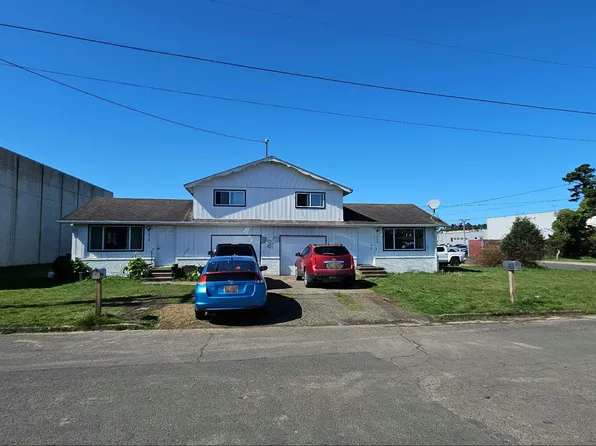 1033-1025 NE Avery St, Newport, OR 97365