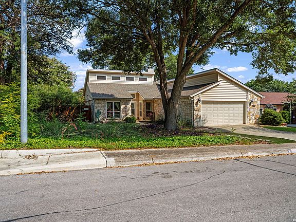 5th image of 5850 SPRING VILLAGE ST