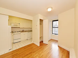 Rented by Cooper & Cooper Real Estate