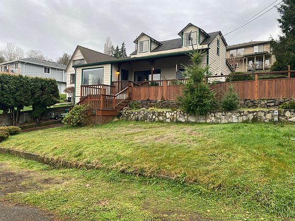 3rd image of 5253 Madrona Ave NE