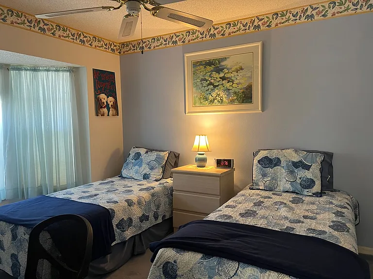 566 Clubside Cir — Photo 19