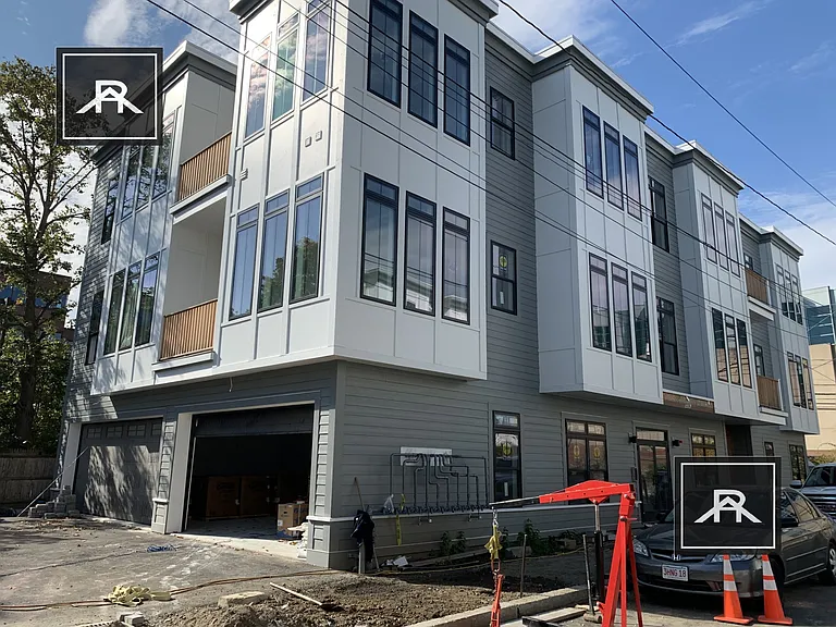 159 Everett St #201 — Photo 11