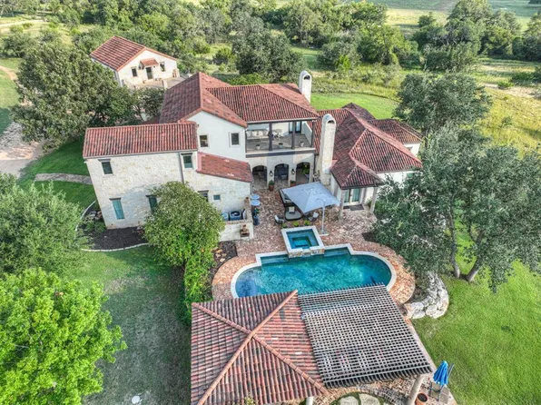2975 Bear Creek Rd, Fredericksburg, TX 78624