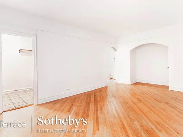 78-14 Austin Street image 4 of 15