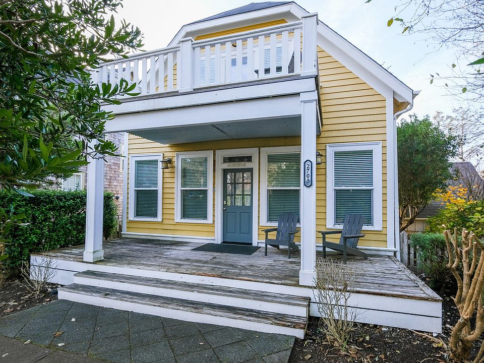 1st image of 2703 SW Beach Ave