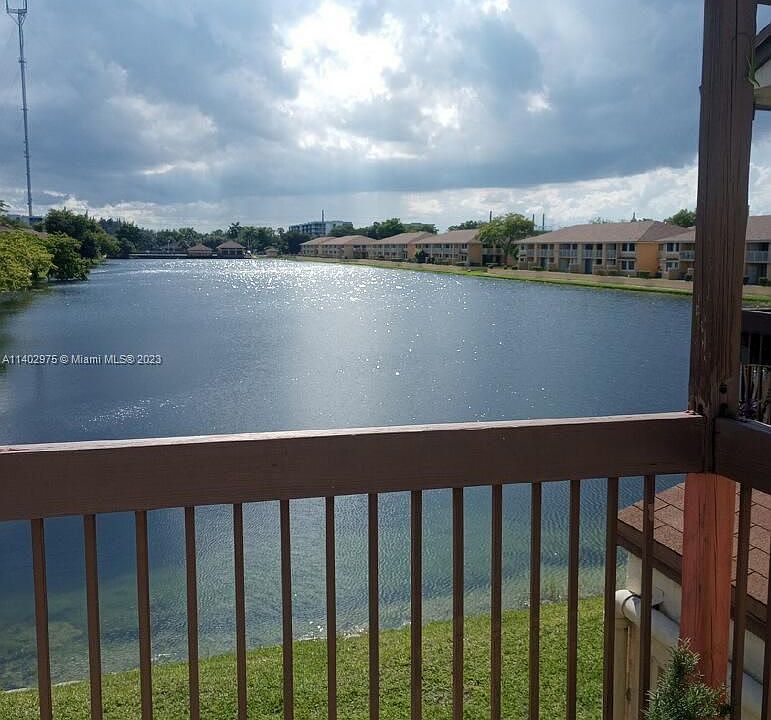 1st image of 415 NW 210th St APT 203