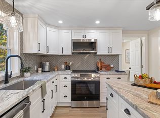 420 Queen Lake Rd, Phillipston, MA 01331