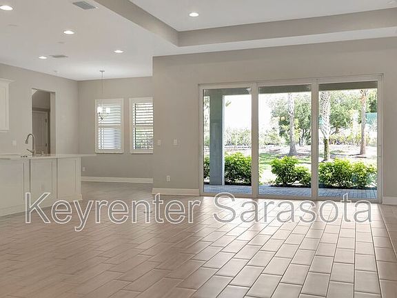 4th image of 6133 Lungo Lago Dr