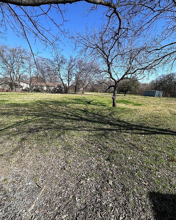1st image of 203 Alice Dr