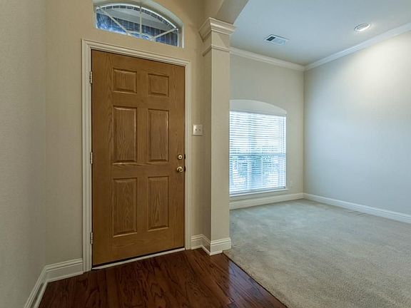 3rd image of 2237 Hannah Ln