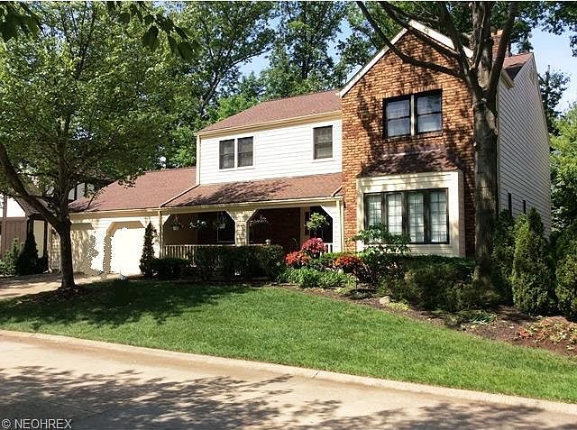 1st image of 8 Westfield Ln