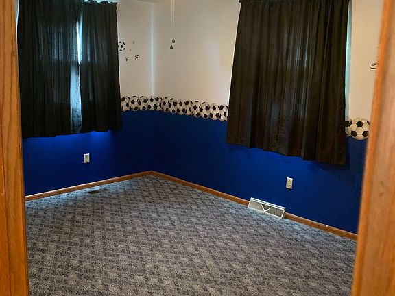 4th image of 103 Oak Dr