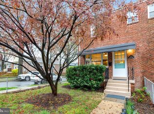 11 1/2 E Oxford Ave, Alexandria, VA 22301