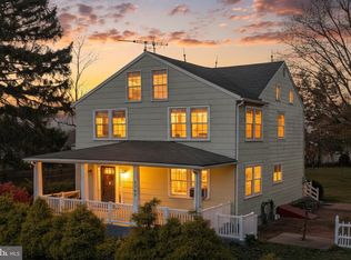 2709 Sunset Ln, York, PA 17408