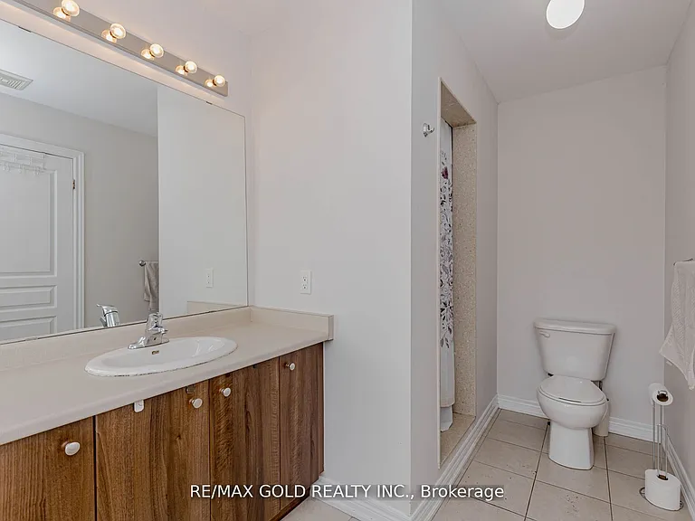 39 Chesterwood Cres — Photo 33