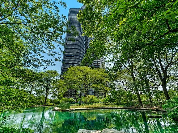 3rd image of 505 N Lake Shore Dr APT 3907