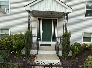 327 Sayles Ave FLOOR 1, Pawtucket, RI 02860