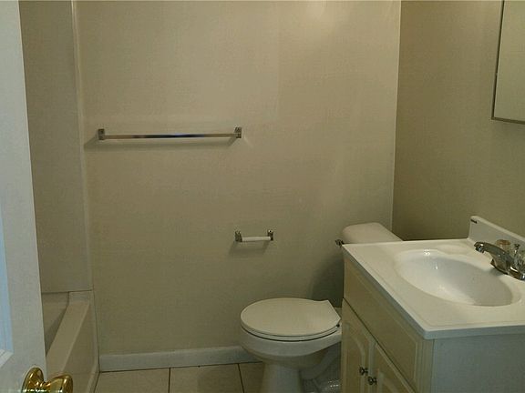 3rd image of 708 North Ave