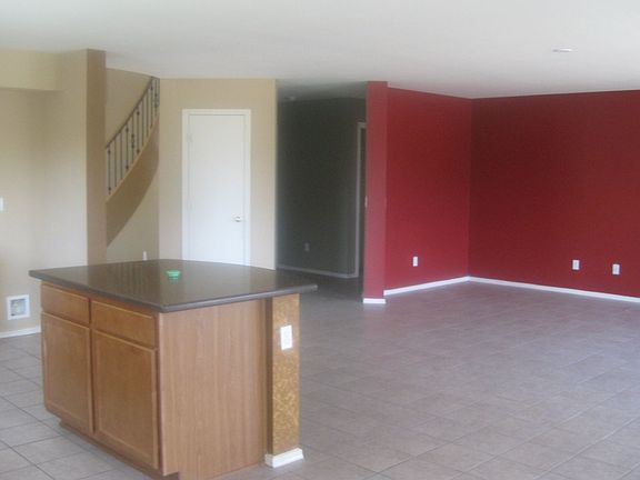3rd image of 3105 W Lynne Ln